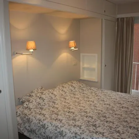 Appartement sur la digue à Knokke-Duinbergen Esterno foto